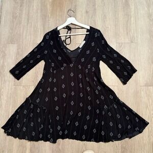 Simisue Women's V-Neck Geometric Print Small 3/4 Sleeve Short Dress Black Junior